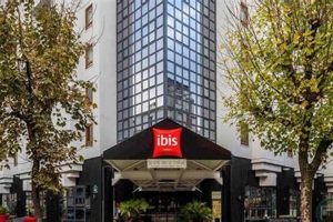Ibis Bastille Opera Hotel: Reviews & Tips [TripAdvisor] | Hubbastille: Explore the Fusion of Culture, Music & Creativity