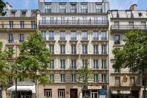 Stay Near Gare: Hotel Locomo Bastille [Deals!] | Hubbastille: Explore the Fusion of Culture, Music & Creativity