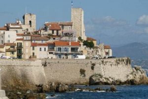 Celebrate! Antibes Bastille Day Festivities & Events Hubbastille: Explore the Fusion of Culture, Music & Creativity Celebrate! Antibes Bastille Day Festivities & Events | Hubbastille: Explore the Fusion of Culture, Music & Creativity