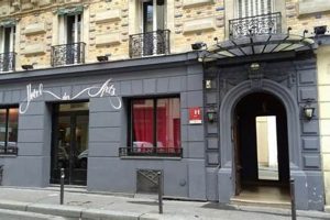 Stay Artsy: Hotel des Arts Bastille, Paris - Deals! | Hubbastille: Explore the Fusion of Culture, Music & Creativity