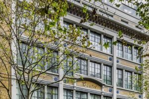 Boutique Hotel Paris Bastille Boutet MG: Chic Stay! | Hubbastille: Explore the Fusion of Culture, Music & Creativity